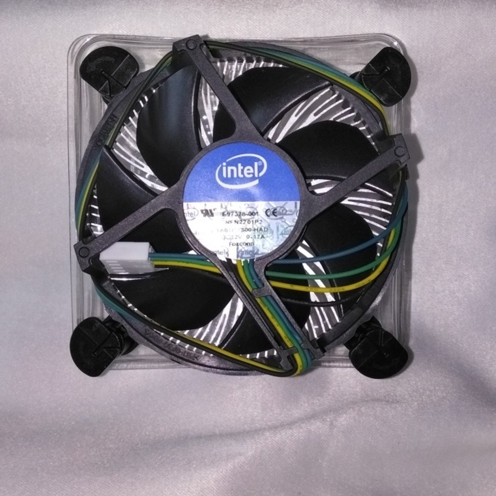 Intel Black Circular CPU Cooling Fan with Radial Blades